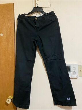 Liz Claiborne Black Straight Leg Pants with Subtle Embroidery